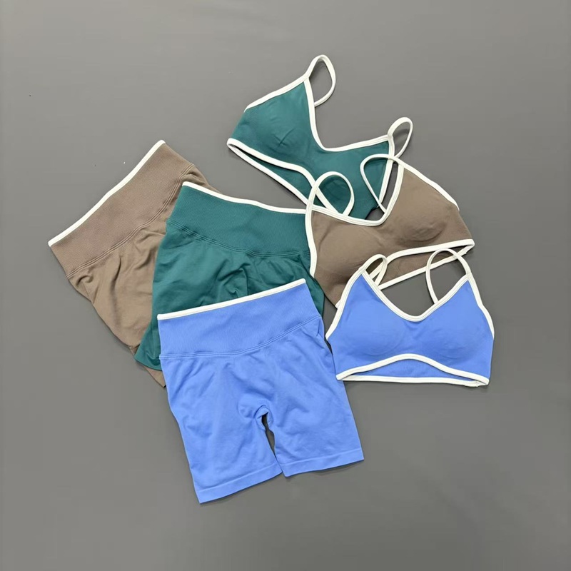 Set Sportivo da Donna 2 Pezzi: - Ignite Yoga Fitness recensione e prezzo