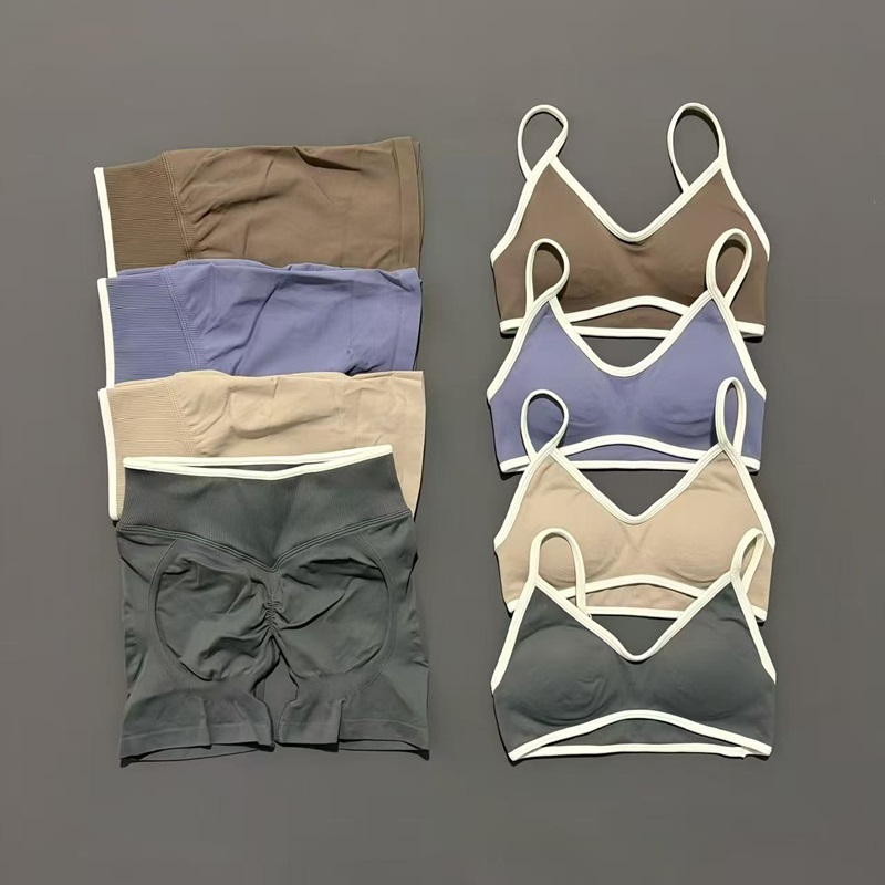 Set da 2 Pezzi per Donna: Regg - Ignite Yoga Fitness recensione e prezzo