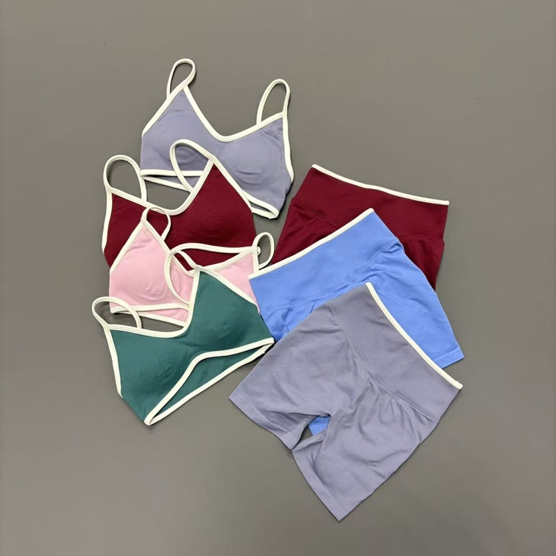 Completo Sportivo da Donna 2 P - Ignite Yoga Fitness recensione e prezzo