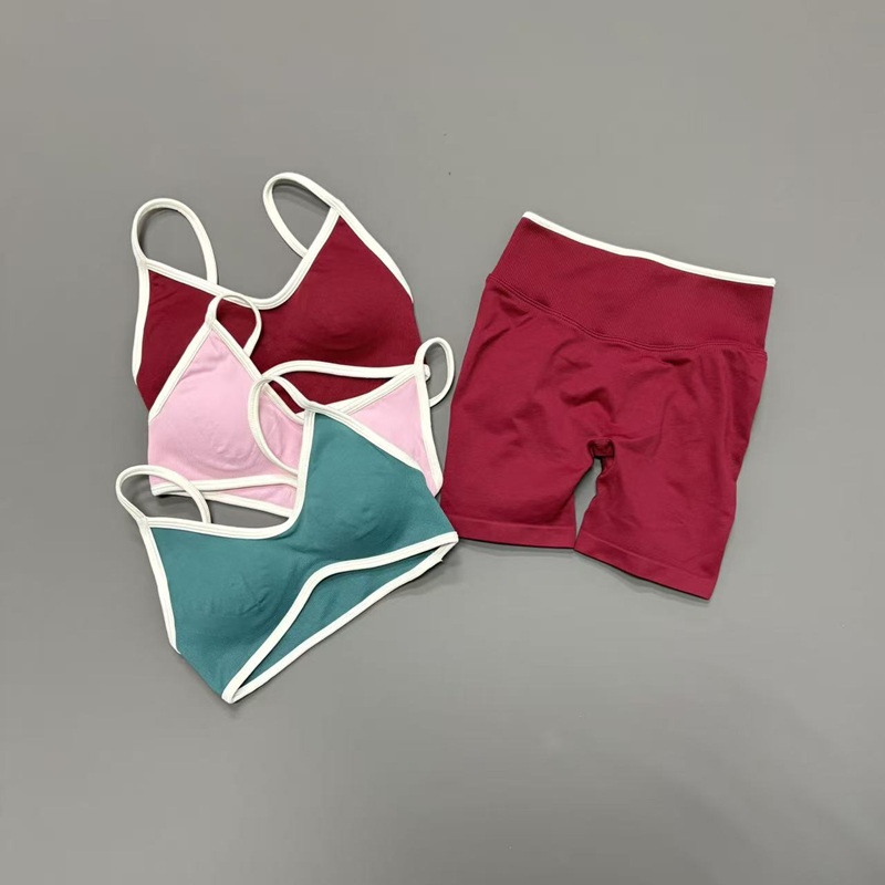 Completo Sportivo da Donna 2 P - Ignite Yoga Fitness recensione e prezzo