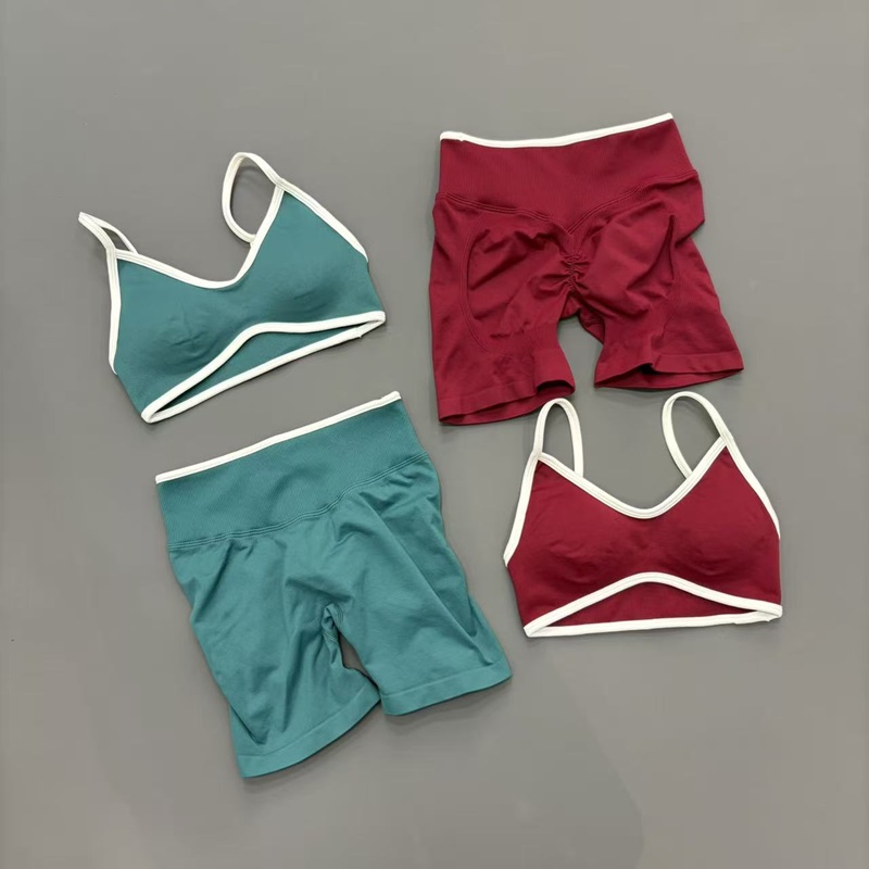 Completo Sportivo 2 Pezzi Igni - Ignite Yoga Fitness recensione e prezzo