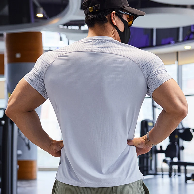T-shirt sportiva da uomo Dry F - Yoga Fitness Wear recensione e prezzo
