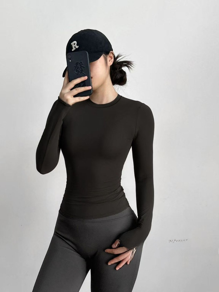 T-Shirt Sportiva Slim Fit a Ma - Yoga Fitness Wear recensione e prezzo
